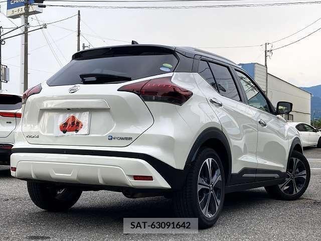 Nissan KICKS 2020-12 274086-2