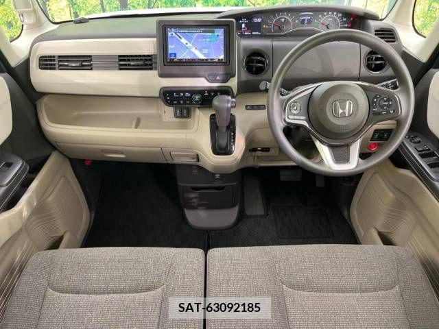 Honda N BOX 2018-05 278708-1
