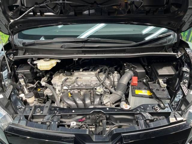 Toyota VOXY 2019-04 9782-19