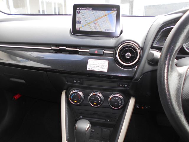 Mazda DEMIO 2016-04 11781-21