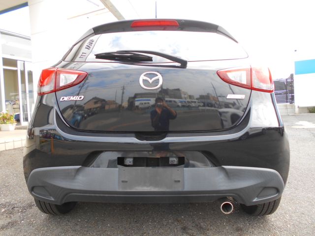 Mazda DEMIO 2016-04 11781-7