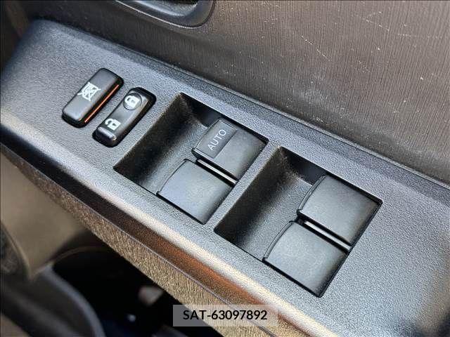 Toyota VITZ 2012-10 351660-17