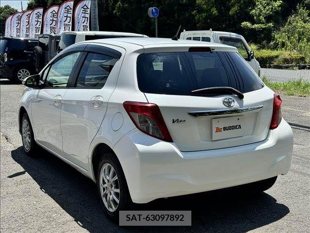 Toyota VITZ 2012-10 351660-7