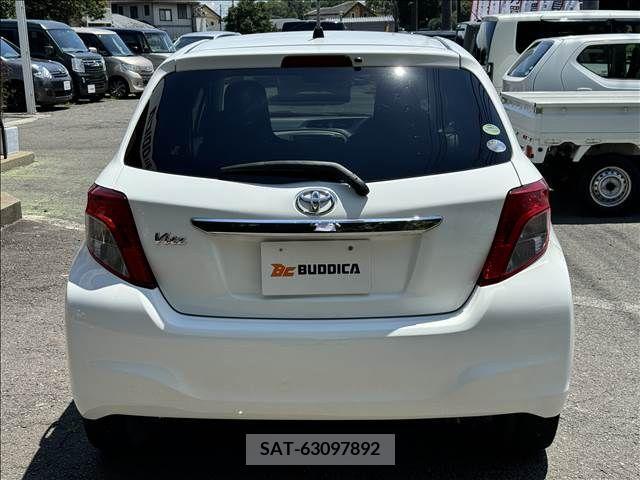 Toyota VITZ 2012-10 351660-22