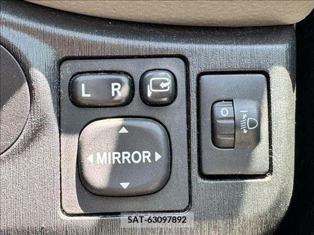 Toyota VITZ 2012-10 351660-12