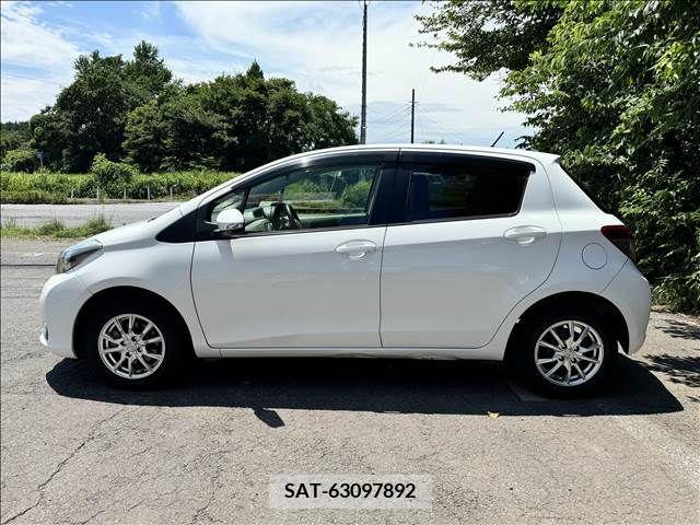 Toyota VITZ 2012-10 351660-5