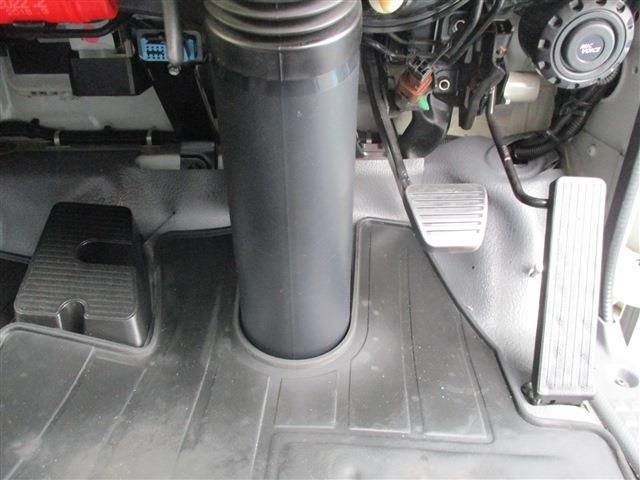Isuzu ELF TRUCK 2014-03 2725-12