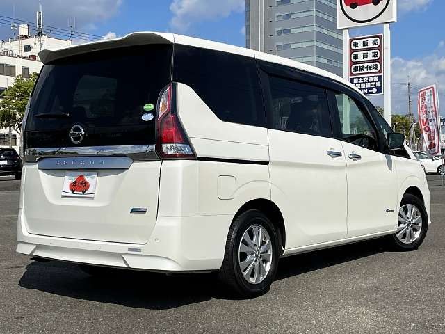 Nissan SERENA 2016-10 19761-2