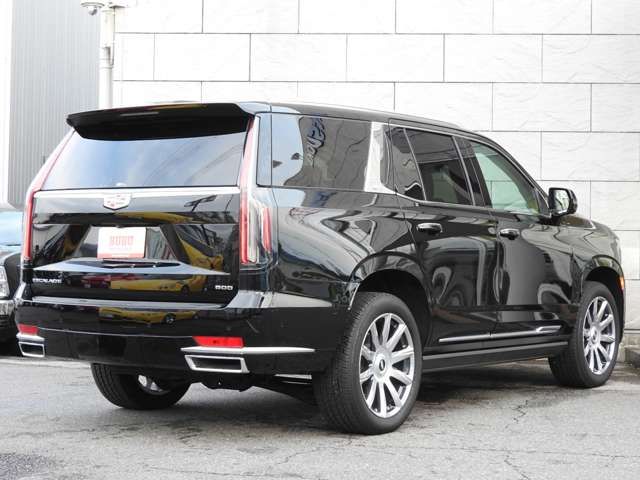 Cadillac ESCALADE 2022-03 22288-2