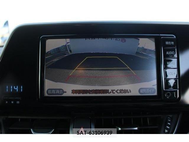 Toyota C-HR 2017-05 220398-2