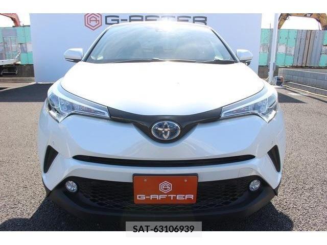Toyota C-HR 2017-05 220398-5