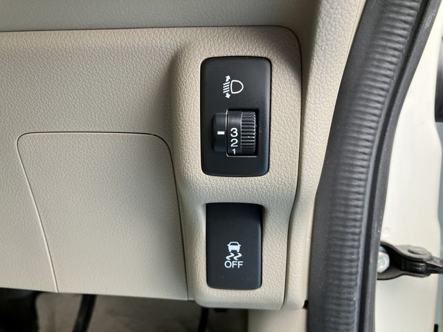 Honda N BOX 2018-04 5914-21