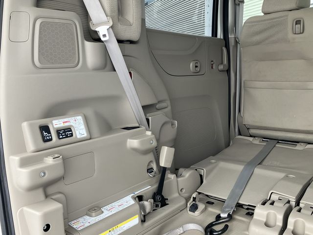 Honda N BOX 2018-04 5914-12