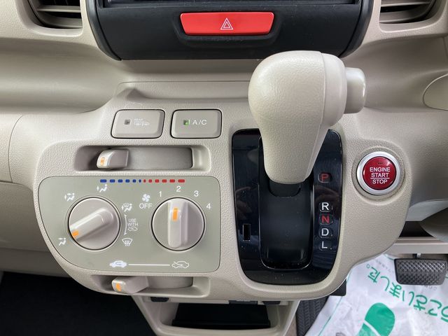 Honda N BOX 2018-04 5914-24