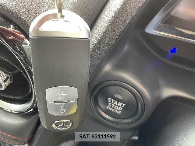 Mazda DEMIO 2015-01 213030-3