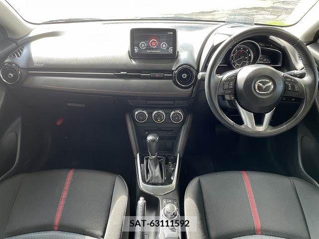 Mazda DEMIO 2015-01 213030-1