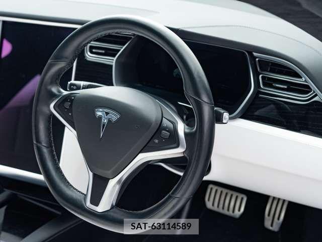 Tesla MODEL S 2017-11 205118-17