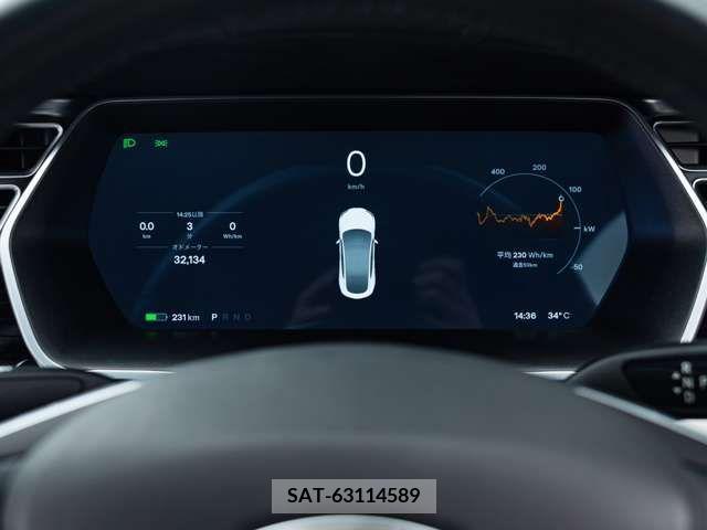 Tesla MODEL S 2017-11 205118-18