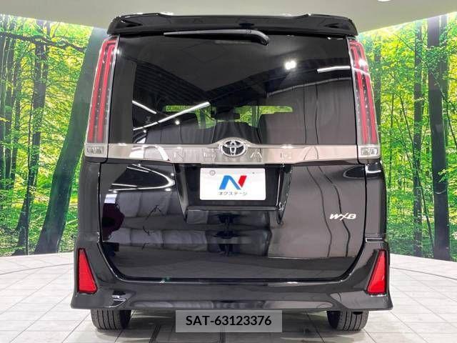 Toyota NOAH 2018-07 279525-15