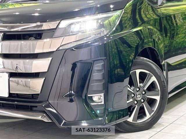 Toyota NOAH 2018-07 279525-12