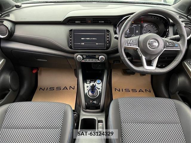 Nissan KICKS 2021-08 274050-2