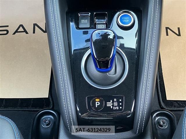 Nissan KICKS 2021-08 274050-11