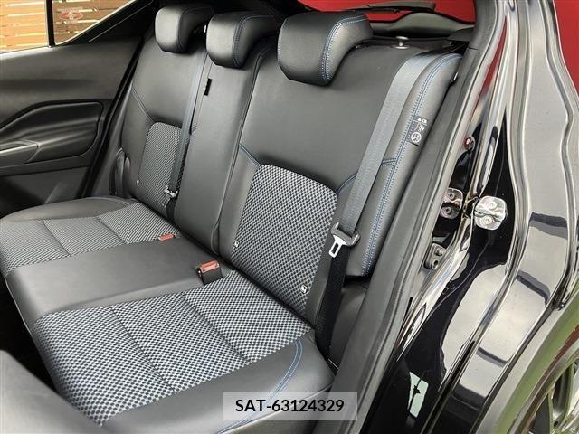 Nissan KICKS 2021-08 274050-6