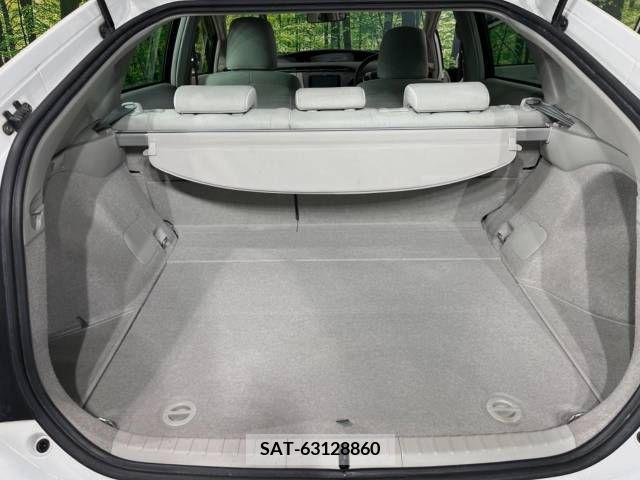 Toyota PRIUS 2013-07 219898-10