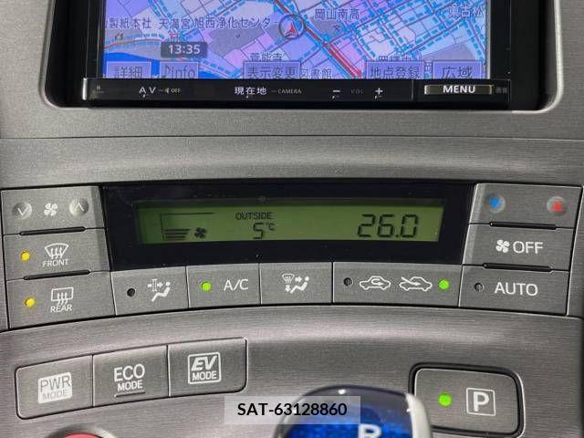 Toyota PRIUS 2013-07 219898-7