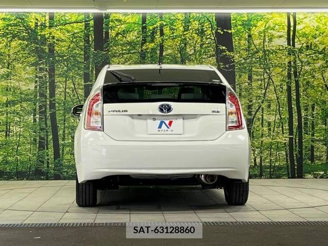 Toyota PRIUS 2013-07 219898-15