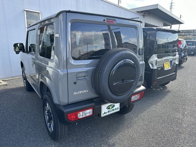 Suzuki JIMNY 2023-11 28523-2