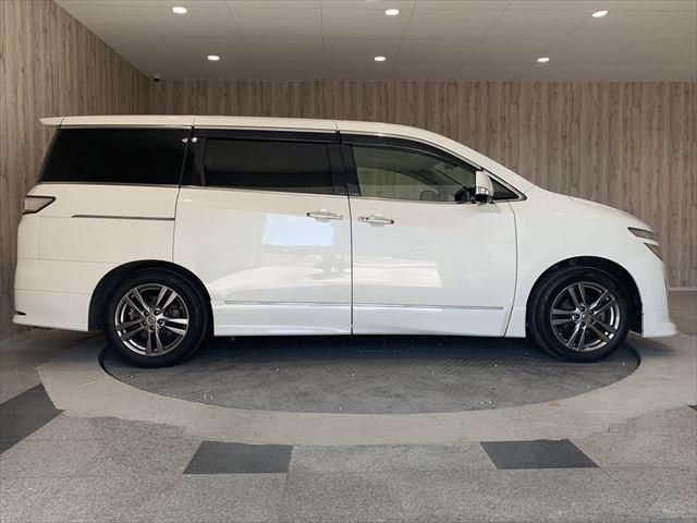 Nissan ELGRAND 2012-11 10736-3