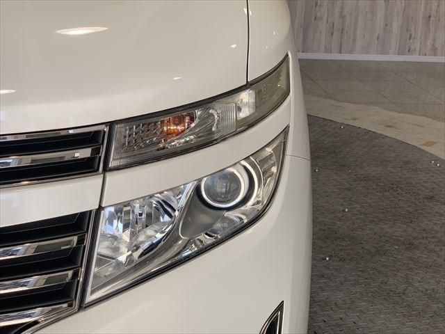 Nissan ELGRAND 2012-11 10736-8