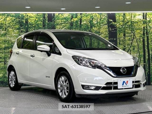 Nissan NOTE 2017-11 338769-16