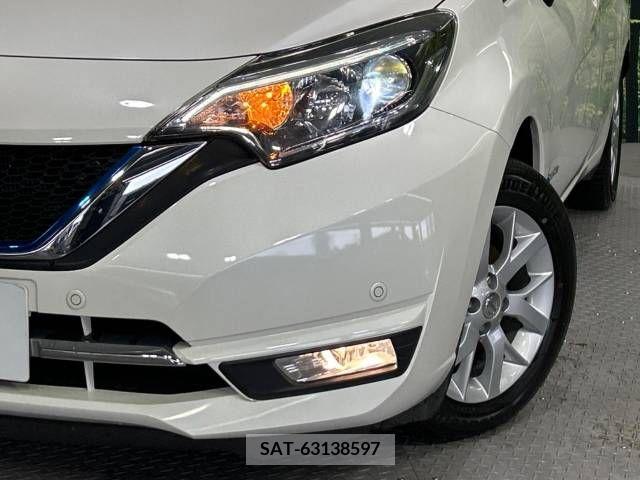Nissan NOTE 2017-11 338769-12