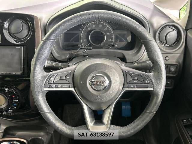 Nissan NOTE 2017-11 338769-11