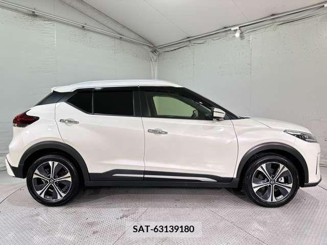 Nissan KICKS 2021-06 314985-7
