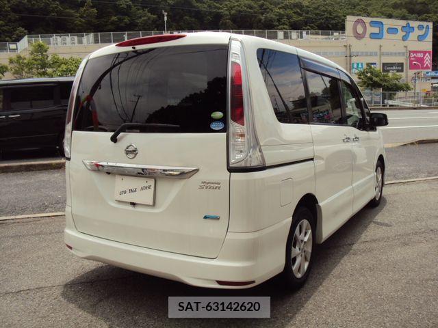 Nissan SERENA 2011-01 325306-5