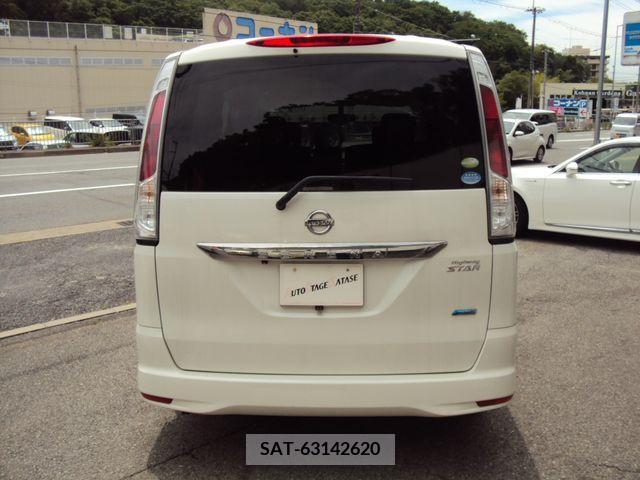 Nissan SERENA 2011-01 325306-6