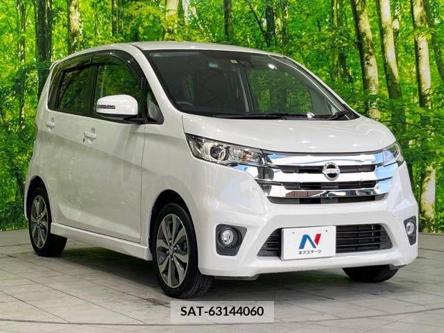 Nissan DAYZ 2015-07 213325-16