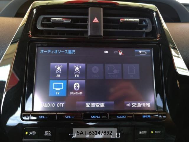 Toyota PRIUS 2015-12 330175-18
