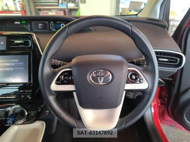 Toyota PRIUS 2015-12 330175-13