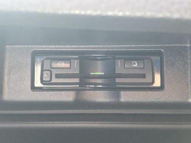 Toyota HARRIER 2017-01 7208-13