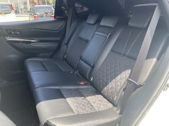 Toyota HARRIER 2017-01 7208-18