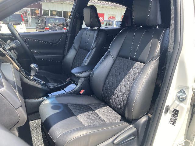 Toyota HARRIER 2017-01 7208-17
