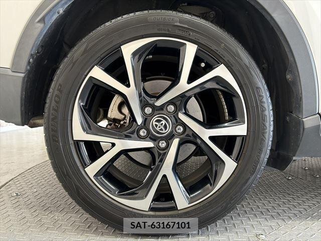 Toyota C-HR 2018-02 323051-28