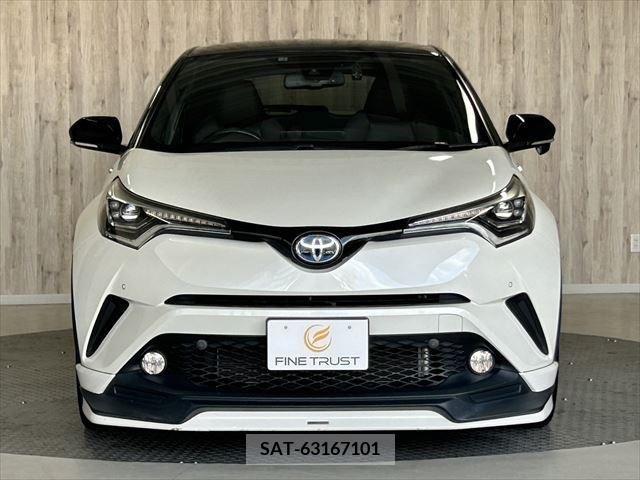 Toyota C-HR 2018-02 323051-14