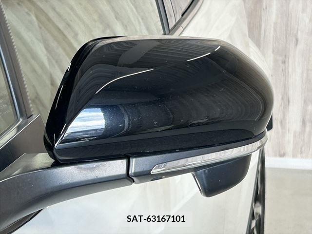 Toyota C-HR 2018-02 323051-25