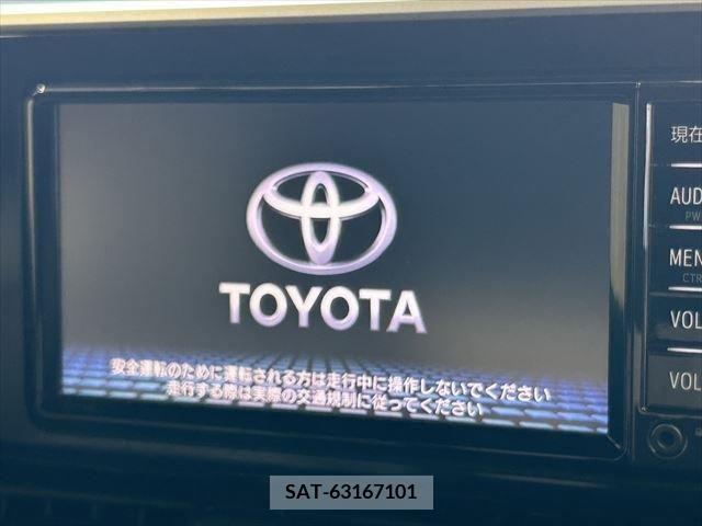 Toyota C-HR 2018-02 323051-2