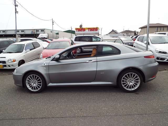 ALFA ROMEO GT 2006-03 1935-16